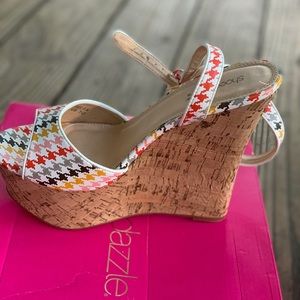Platform wedge sandal, multicolored